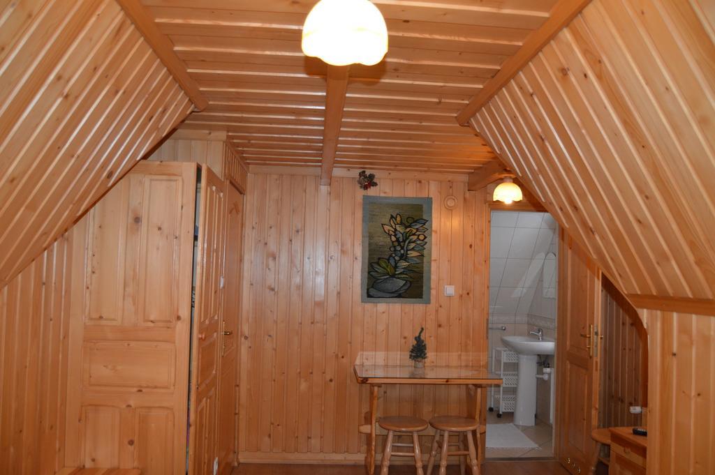Pokoje Goscinne U Gordona Poronin Esterno foto