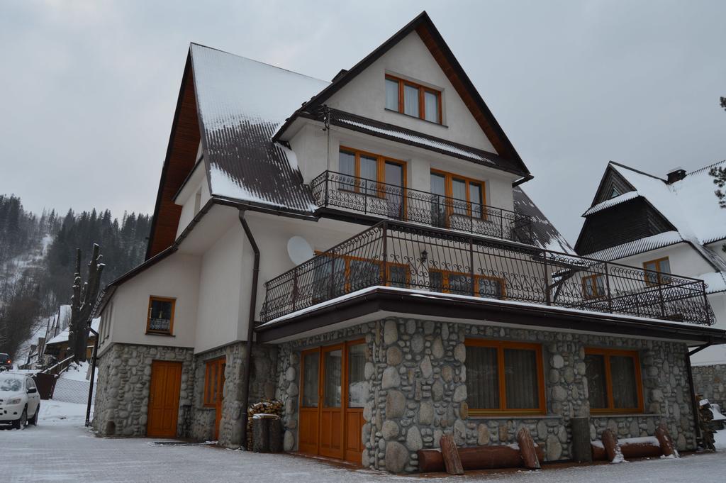 Pokoje Goscinne U Gordona Poronin Esterno foto